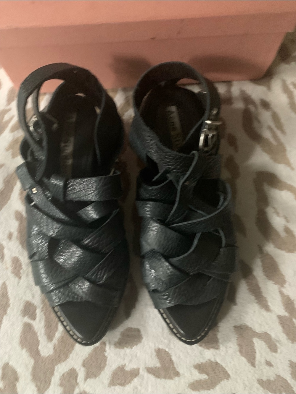 ACNE STUDIOS Lenna Leather Sandals in Black. Size 9 us 40 su
